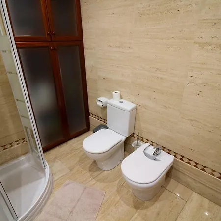 Lovely Canteras - Parking + 3Bdr + Beach Apartment