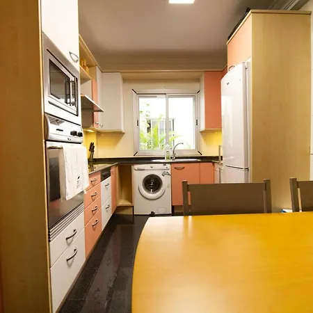 Lovely Canteras - Parking + 3Bdr + Beach Apartment